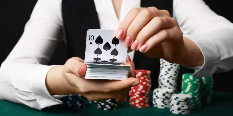 Tổng hợp kinh nghiệm hữu ích có trong Baccarat là gì